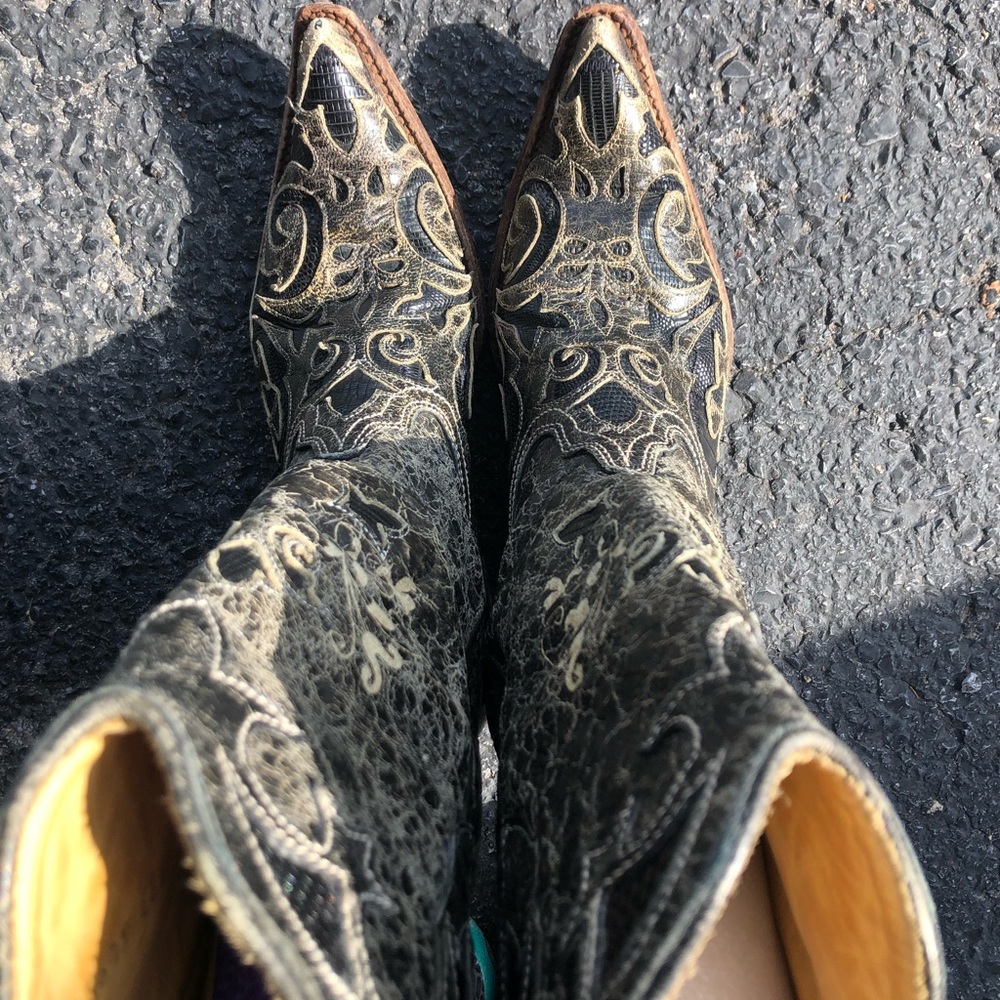 Black Corral Lizard inlay Boots